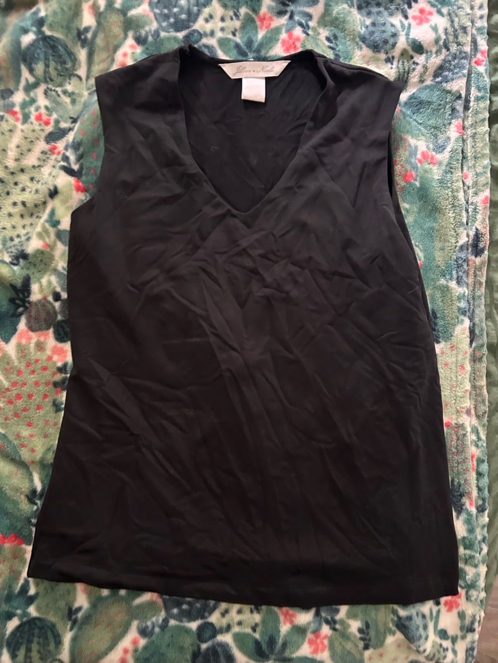 Classic Black Women's Tank - Timeless Everyday Style